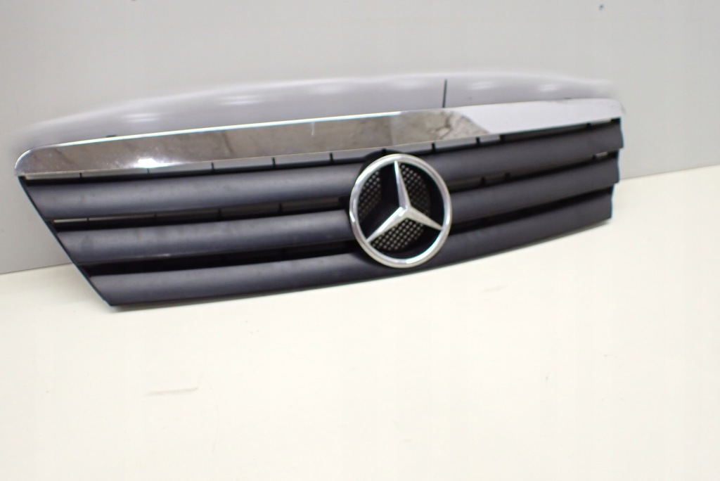 Решітка радіатора радіатора решітка радіатора mercedes w168 a klasa 1.7 cdi 1688800083 Недорого