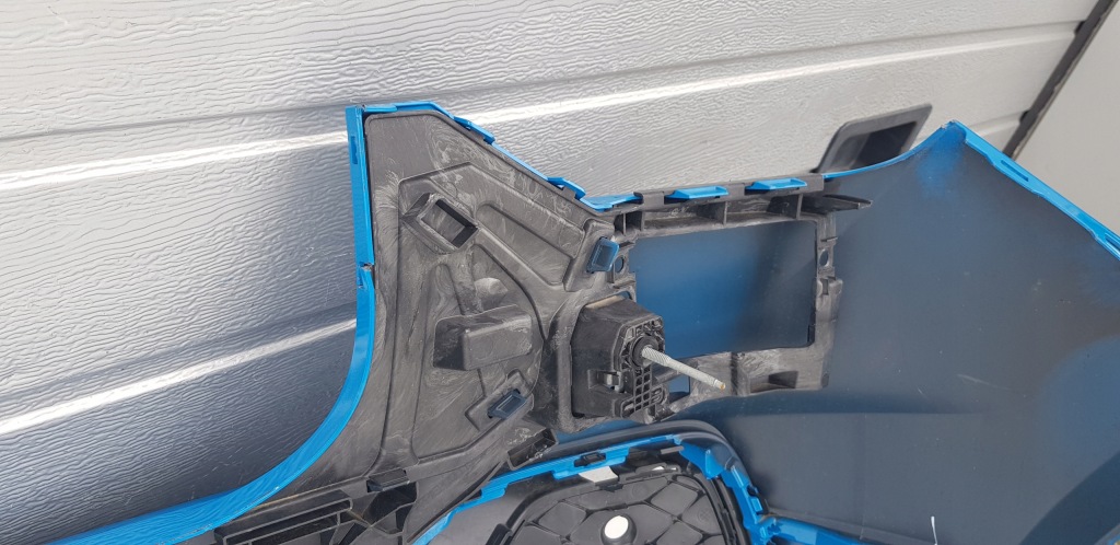 Audi q2 s-line 21- 81a бампер pdc задній задня 81a807323c Зі Шроту