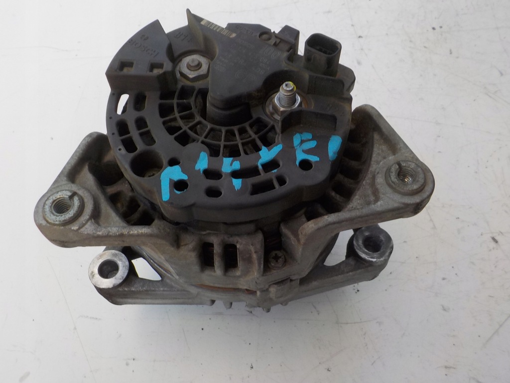 Opel astra iv j corsa meriva b 1.4 16v a14xer генератор 13284408 cp Недорого