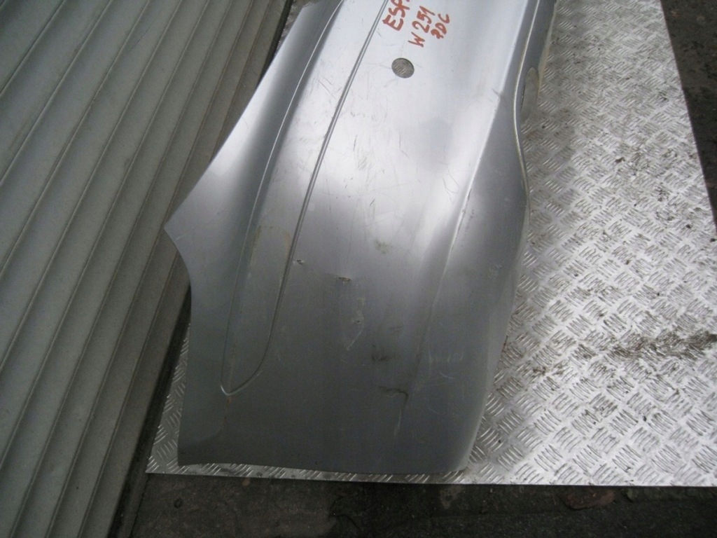 фото №7, Mercedes r klasa w251 2011 бампер задний задняя