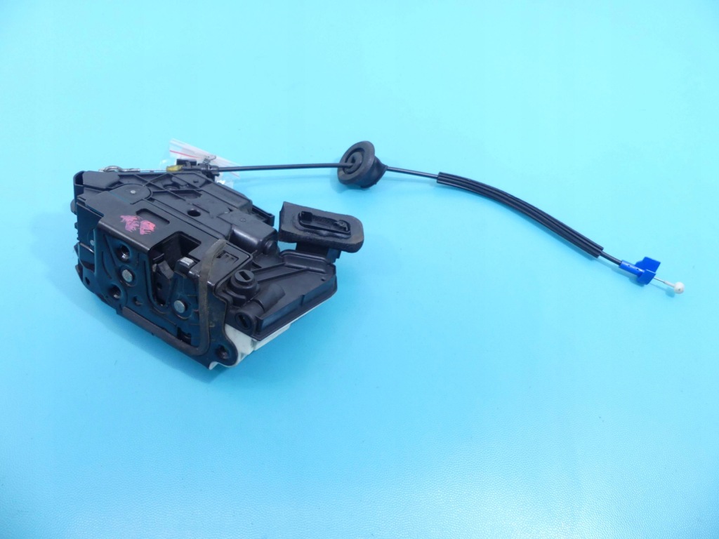 фото №1, Замок задняя правый 7 pin leon iii 12-16 kombi