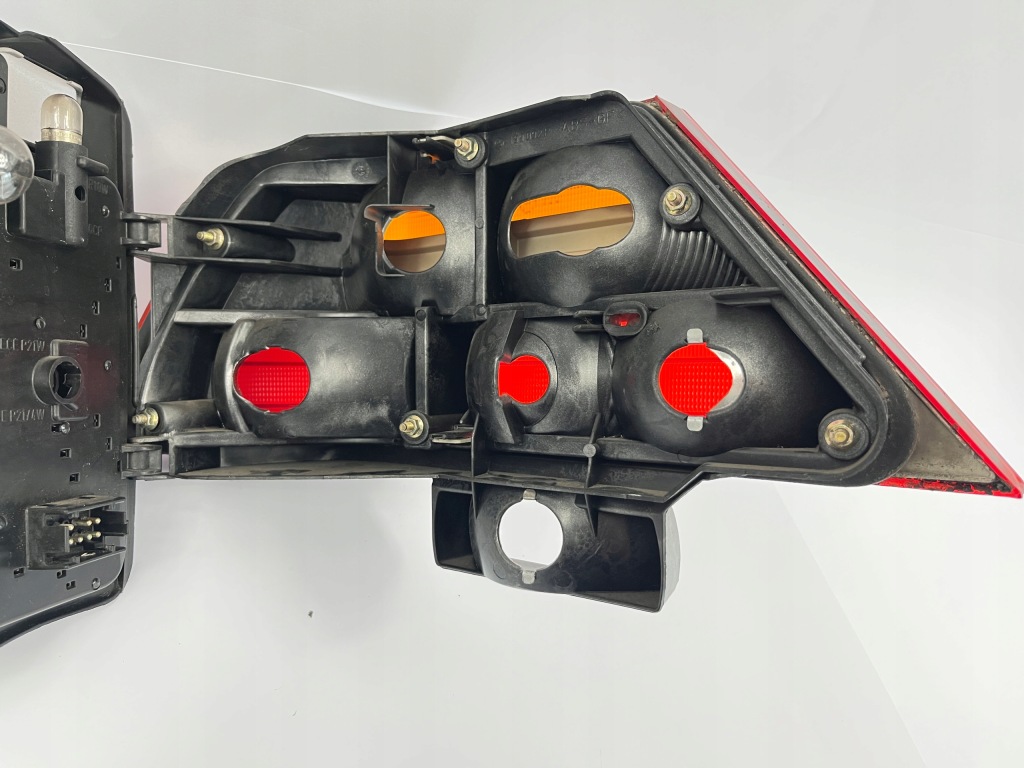 Оригінальна лампа задня права задній сторона пасажира mercedes w140 przedlift Недорого