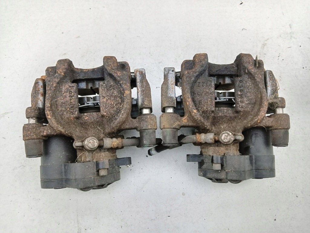 фото №1, Суппорт тормозной левый задняя ford edge mk2 ii dg9c-2d251-g