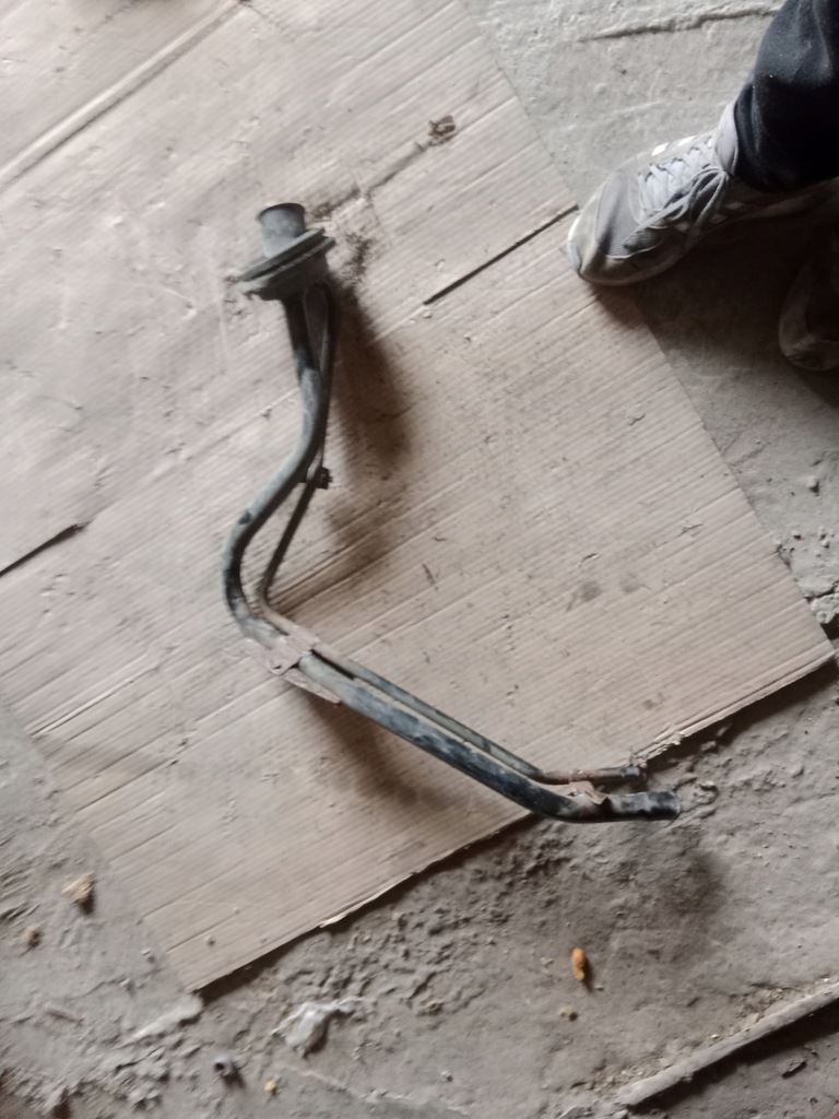 фото №1, Заливная горловина топлива mazda 6 2.3 b