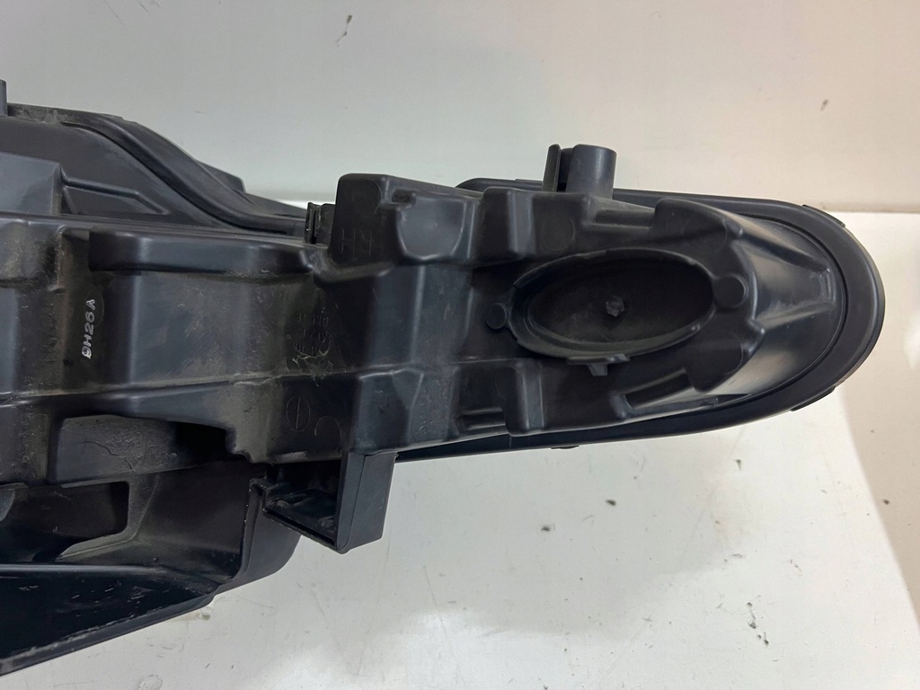 фото №8, Hyundai elantra vi lift 2019- лампа правая передняя правый перед europa