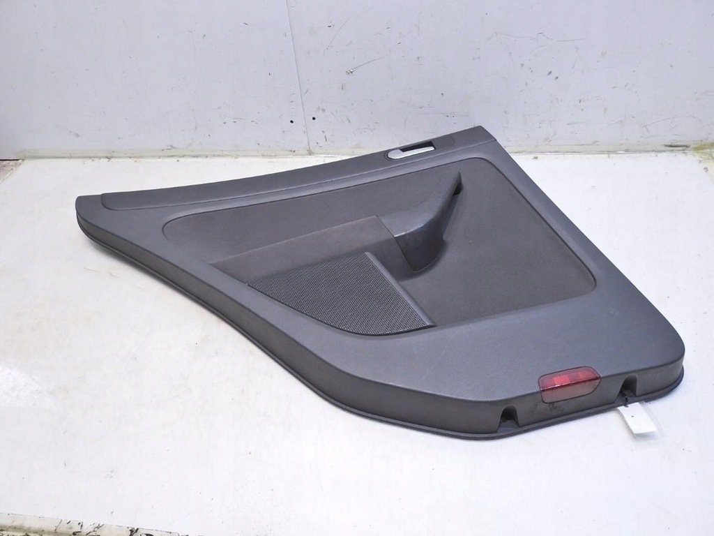 фото №11, Оббивка двері лівий задня vw golf v plus 5m0868115