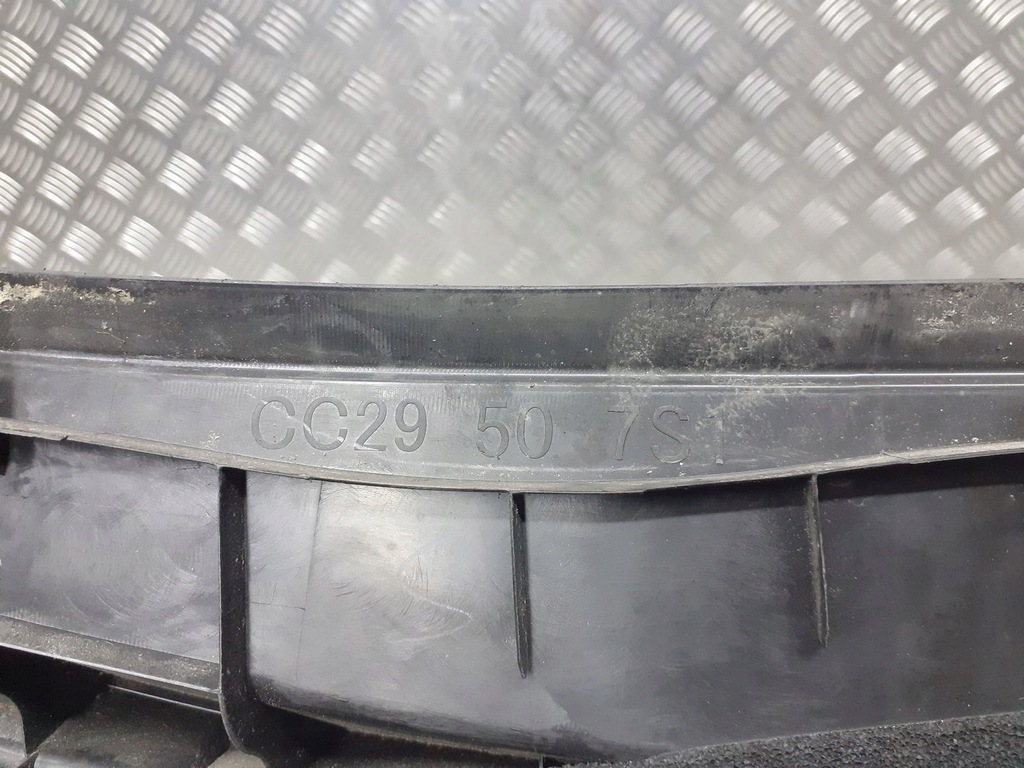 фото №2, Молдинг жабо левая mazda 5