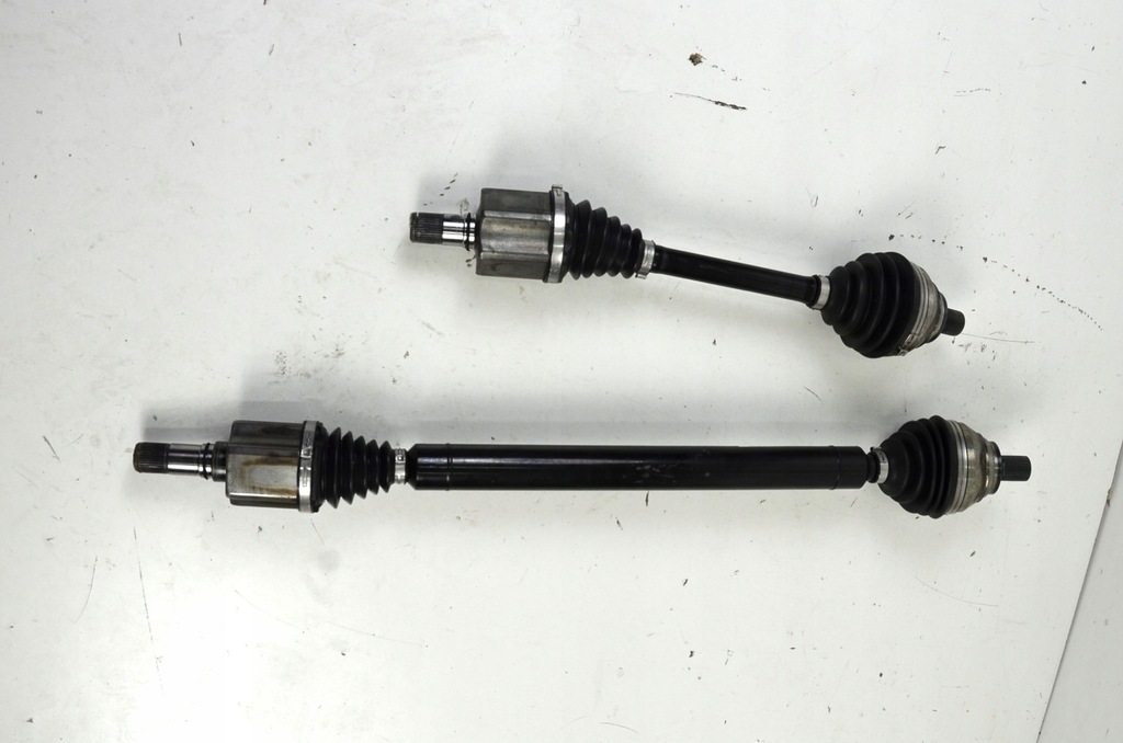 фото №1, Vw passat b8 fl 2.0 tdi приводной вал левая 3q0407271ah