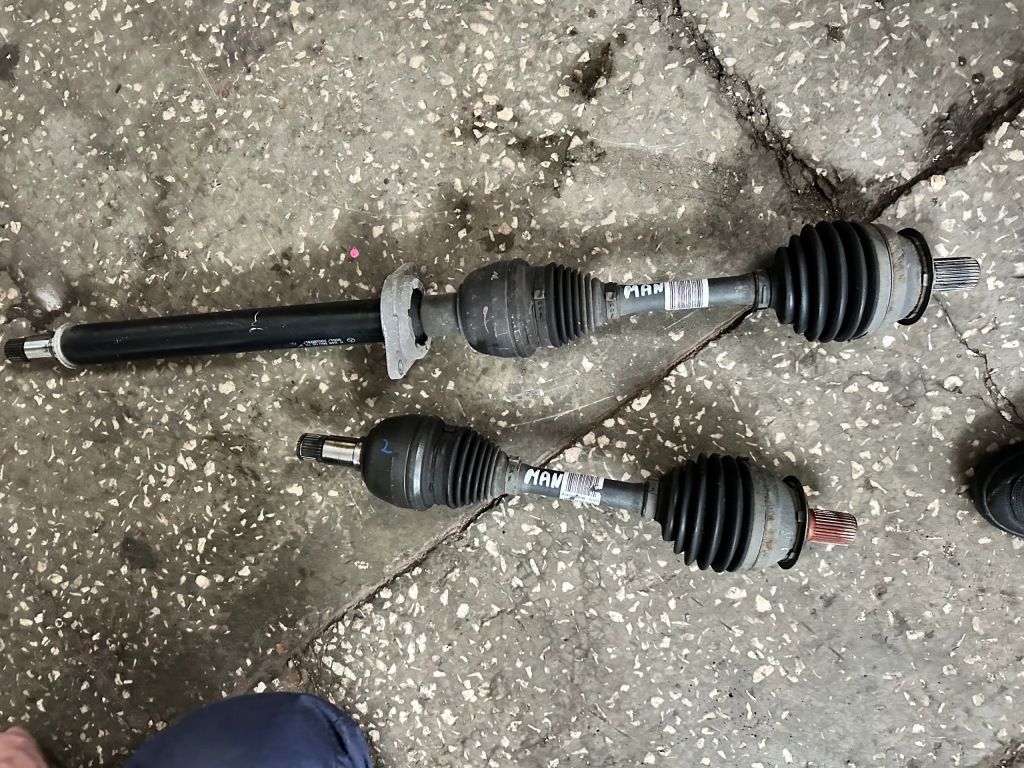 Купить Mercedes cla w117 gla w156 приводной вал левая комплектная механическая коробка передач оригинал disel