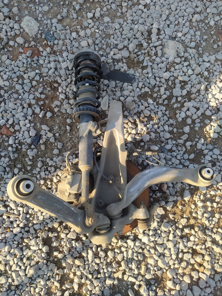 фото №5, Bmw 5 f10 f11 2.0d macpherson поворотный кулак рычаг левая