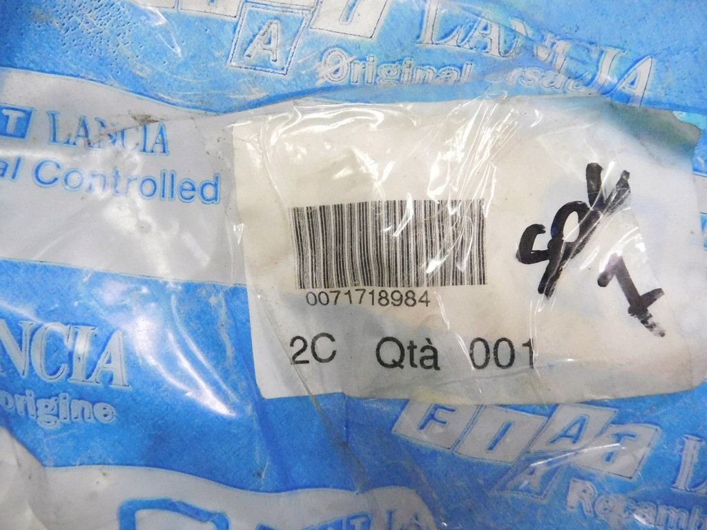 фото №11, Решётка обдув fiat stilo 01-07 71718984