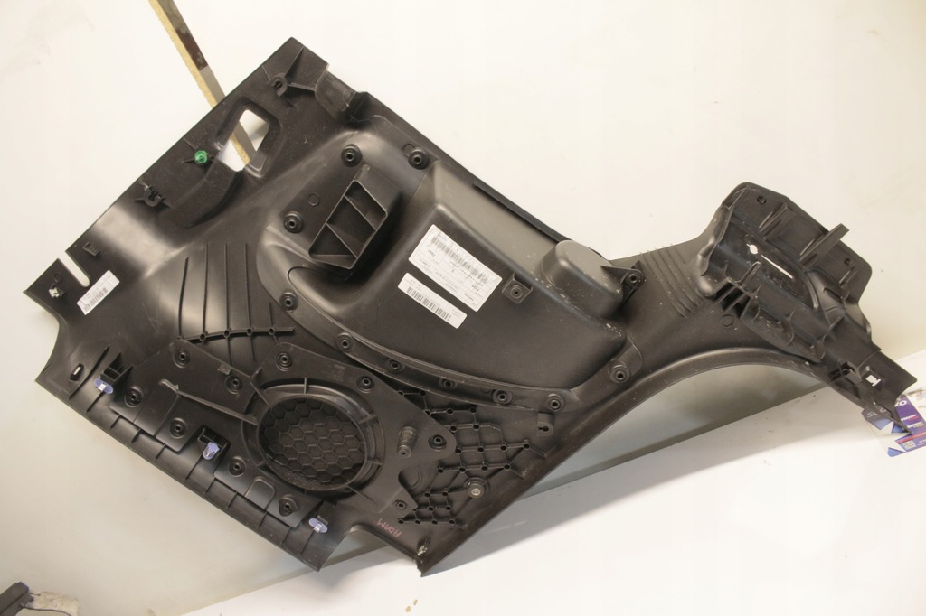 фото №6, Обшивка левый задняя opel adam