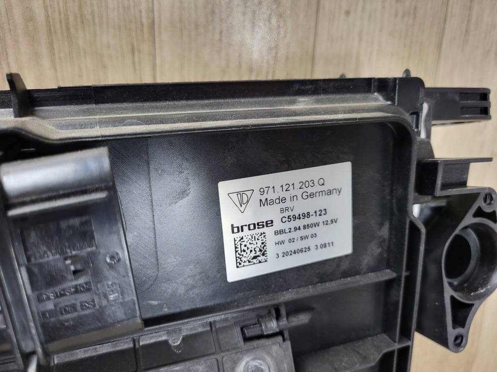 Porsche panamera 971 радиатор воды + вентилятор 971121203q 971121253f с Разборки