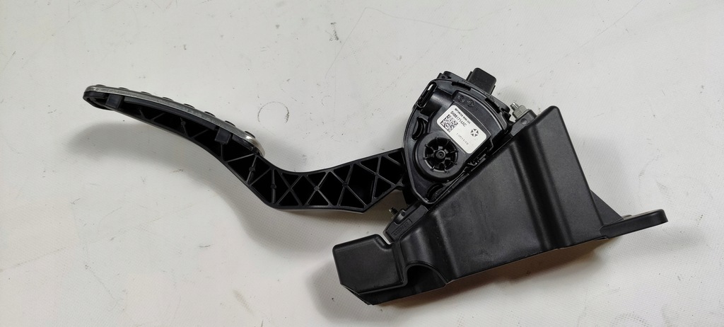 фото №5, Педаль газа потенциометр challenger 2015- srt rt