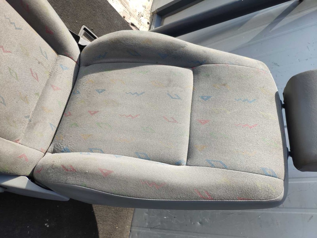 фото №11, Сиденье пассажира vw transporter t5 eu