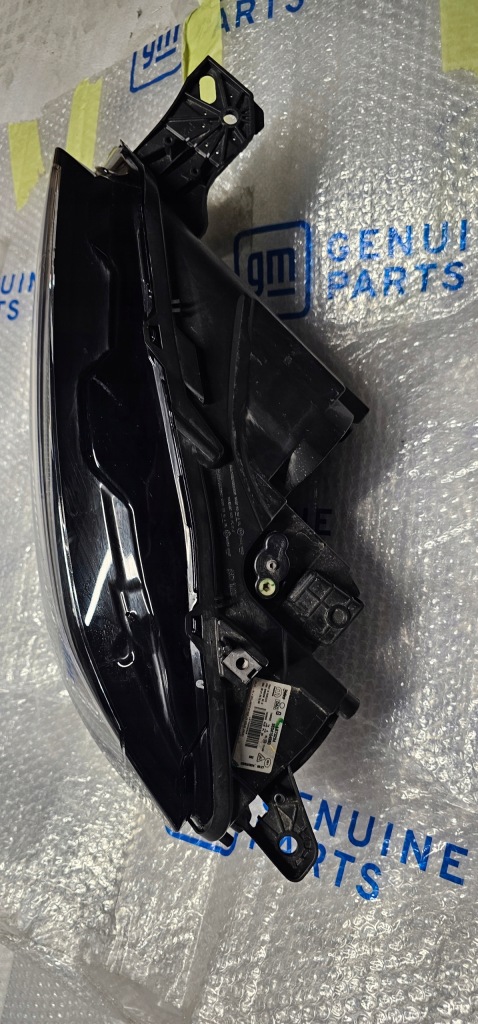 Фара левый перед led toyota proace city рестайлинг  23- оригинал 9854104980 в Украине