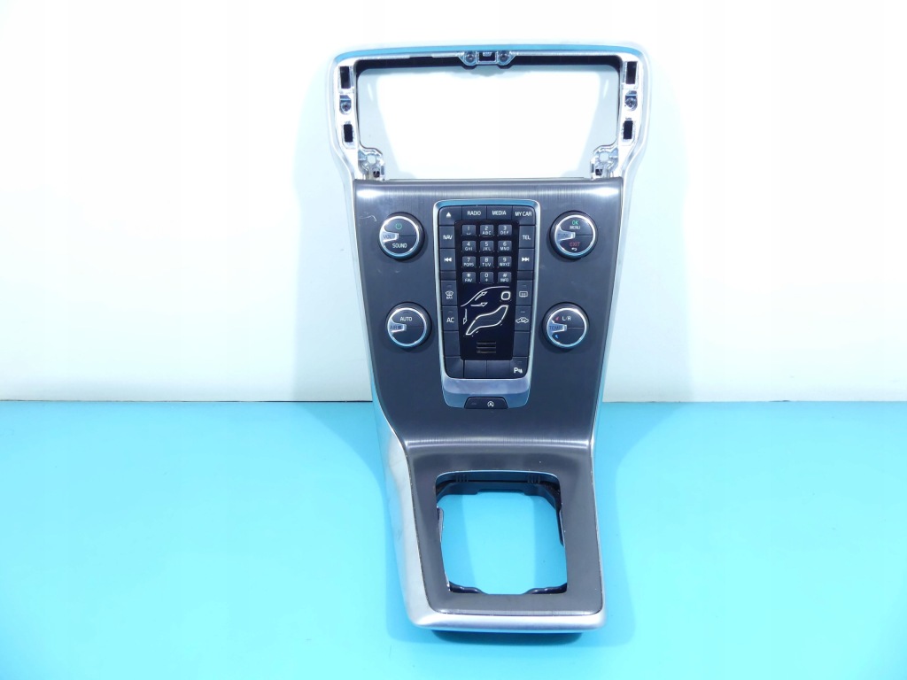 фото №1, Консоль панель обдув volvo v40 ii 12-19 31288104