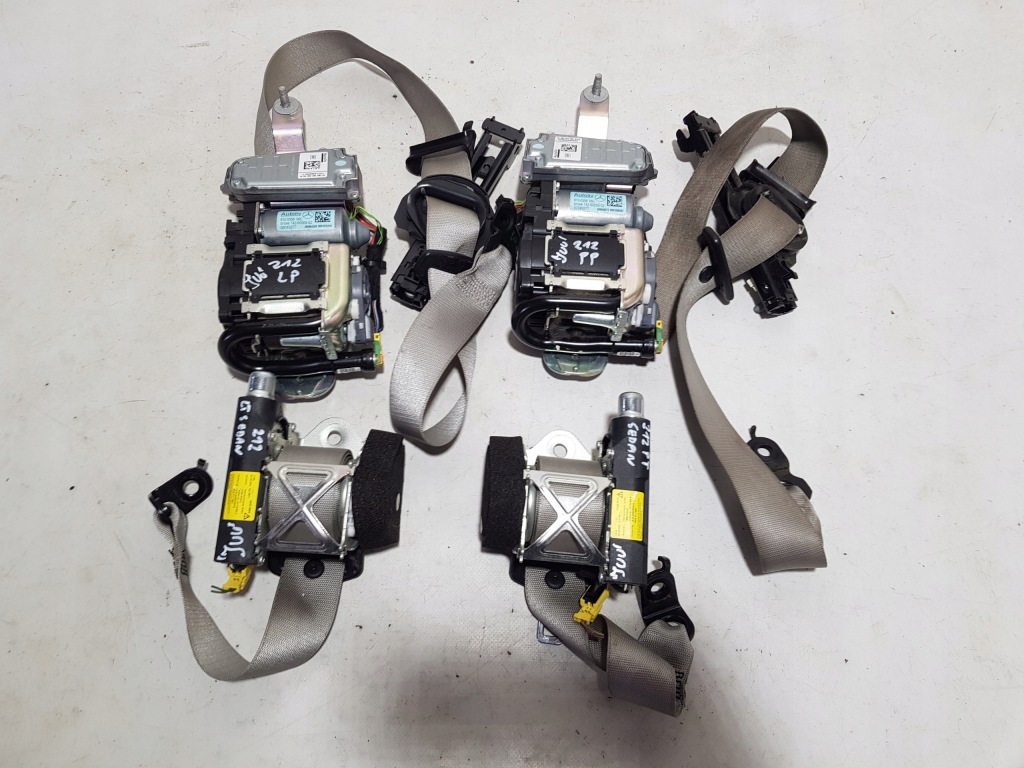 Купить Ремни перед задний  левый правый комплект mercedes w212 sedan серые