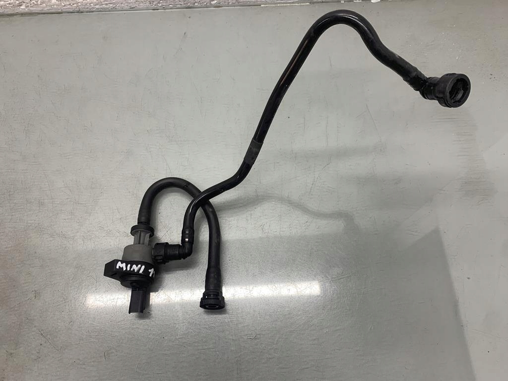 Клапан вентиляции бака mini countryman r60 1.6 16 v 11 r 7595575 Цена