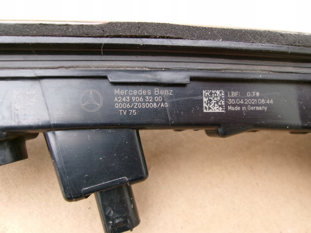 Лампа фара led перед mercedes w243 eqa eqb 22-25 в Украине