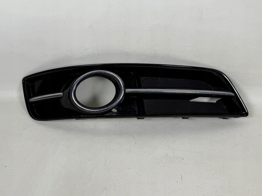 фото №2, Audi a3 8p lift решётка бампера правый перед 8p0807682j