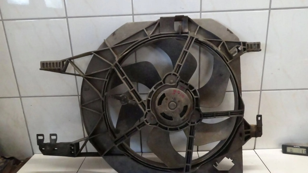 фото №1, Opel vivaro i a 2002 1.9 di вентилятор вентилятор 8200151874