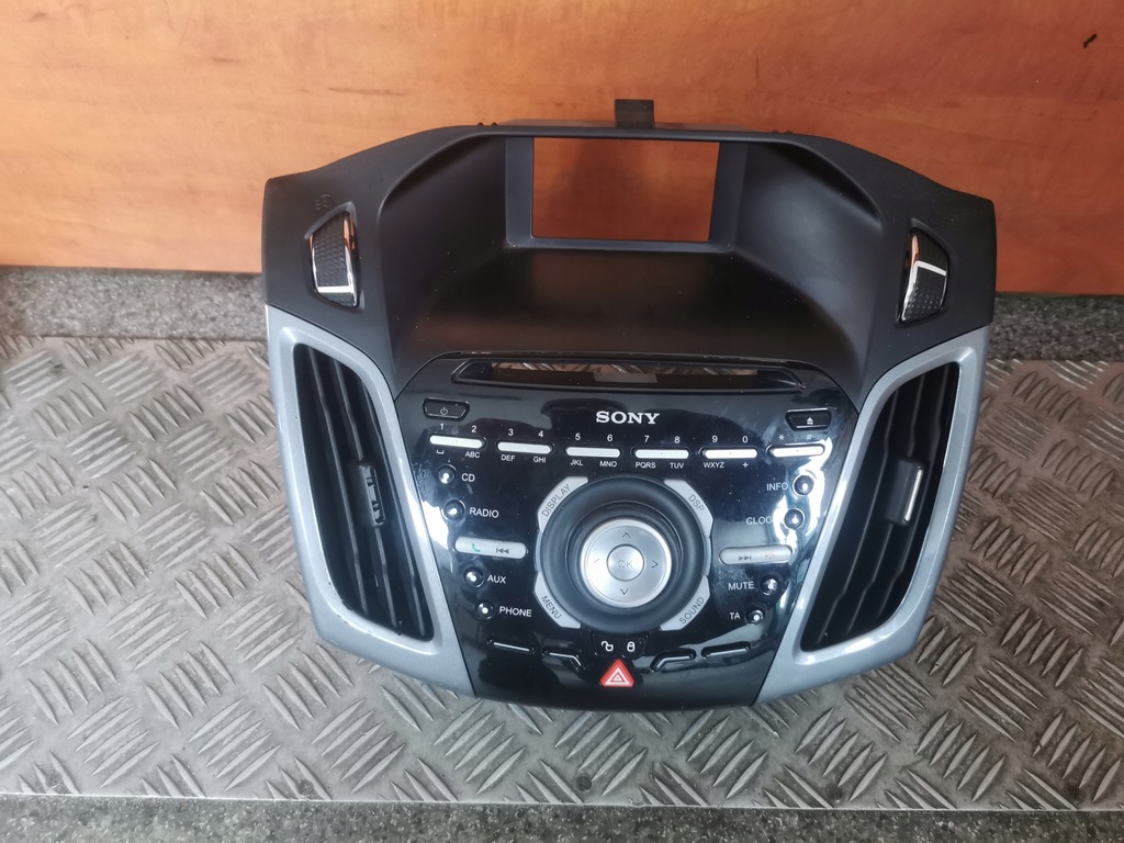 фото №1, Панель радио sony ford focus mk3 10-15