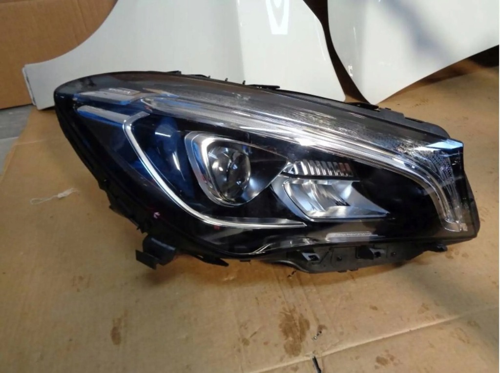 фото №7, Mercedes-benz cla c117 x117 w117 2017 kompletny перед amg бампер капот