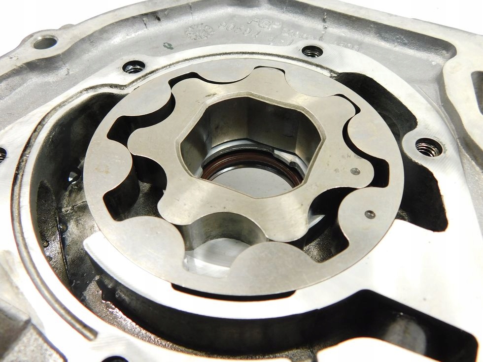 Насос масла opel vectra c zafira b 1.9 cdti 150km saab 93 95 120 bravo 2 Доставка