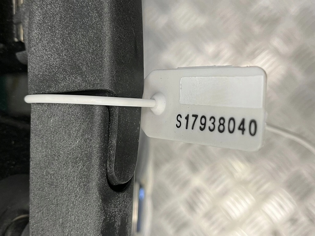 фото №12, Кришка багажника багажника комплектна renault captur i 1