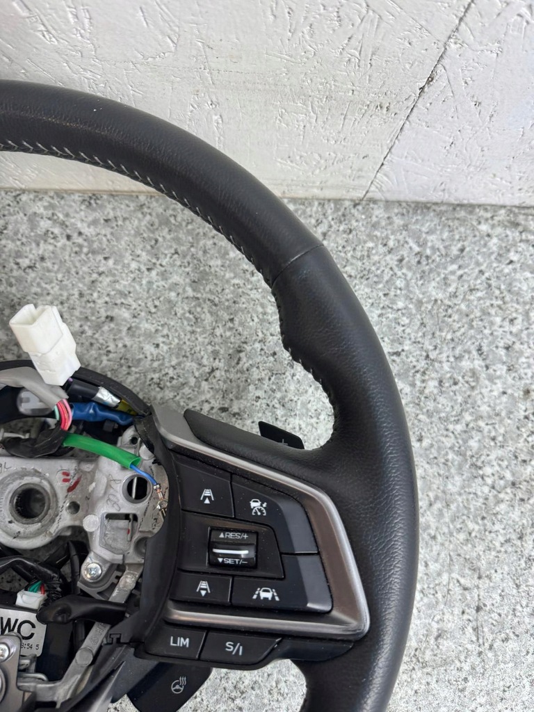 фото №7, Воздуховод мультифункция subaru forester v 2019-2023 лепестки переключения кожа