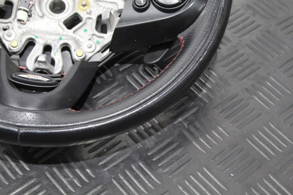 Руль мультифункция лепестки переключения mini cooper f56 jcw Недорого