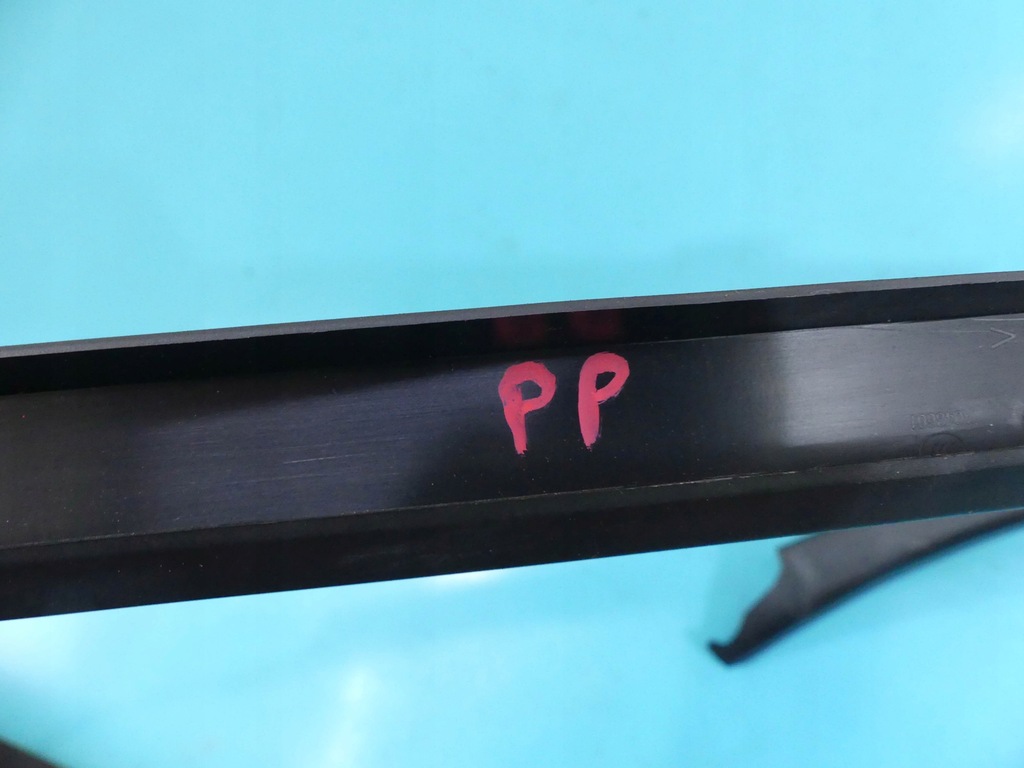 фото №11, Молдинг рамка двері перед права volvo v60 i 10-18