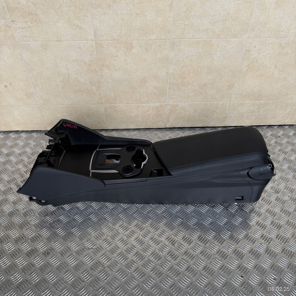 фото №14, Сидіння шкіряний заднє сидіння тунель комплект alfa romeo giulia 2017 rok