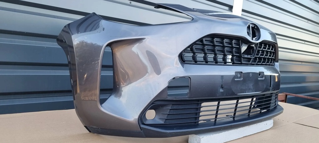 фото №7, Toyota yaris cross 2020- бампер перед оригинал g164