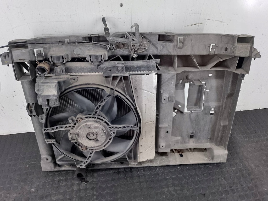 фото №1, Pas перед, радиатор, вентилятор citroen c3 ii 9673228580 1.4 hdi