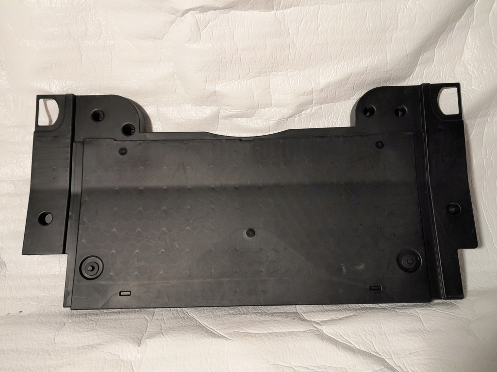 фото №1, Audi a4 b9 sedan пол багажника 8w5863373a