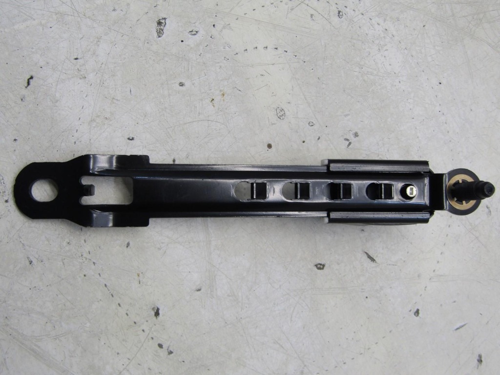 фото №2, Повзунок регулювання wyskokści поперечина безпеки jeep renegade