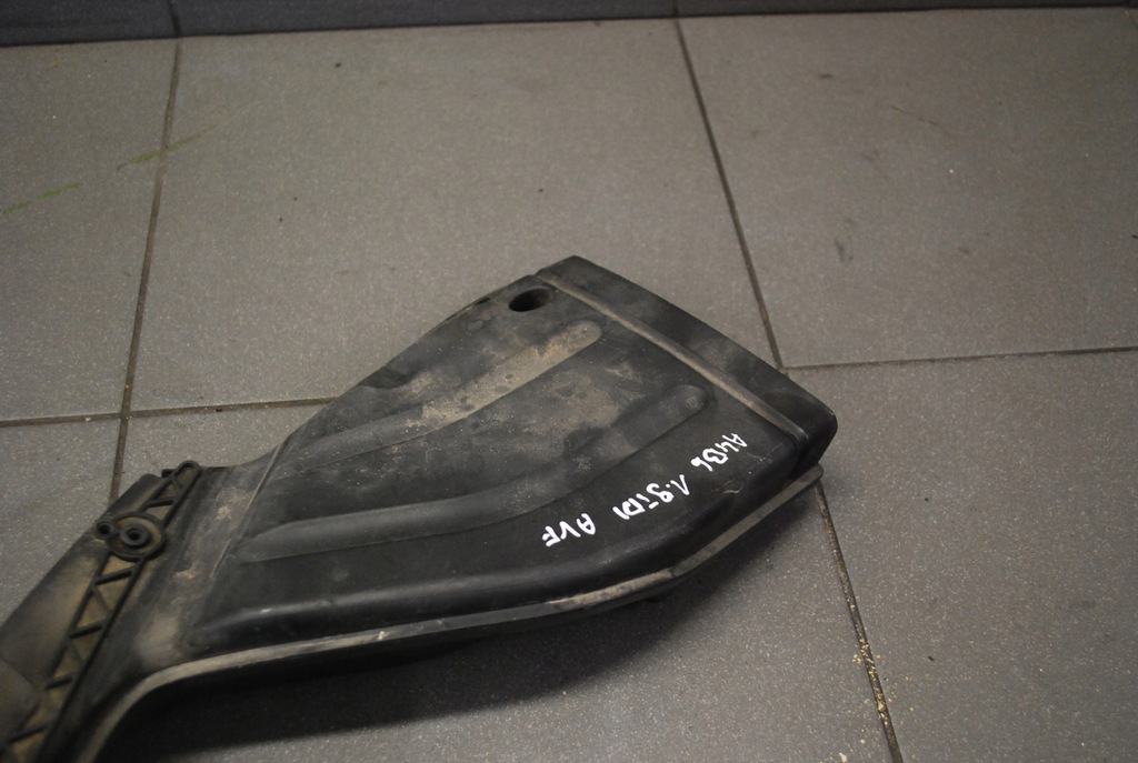 фото №4, Шланг воздухозаборник воздуха audi a4 b6 b7 8e0129618k