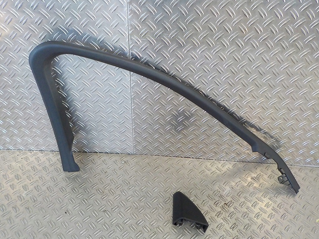 фото №1, C klasa w205 combi молдинг рамка двері лівий перед