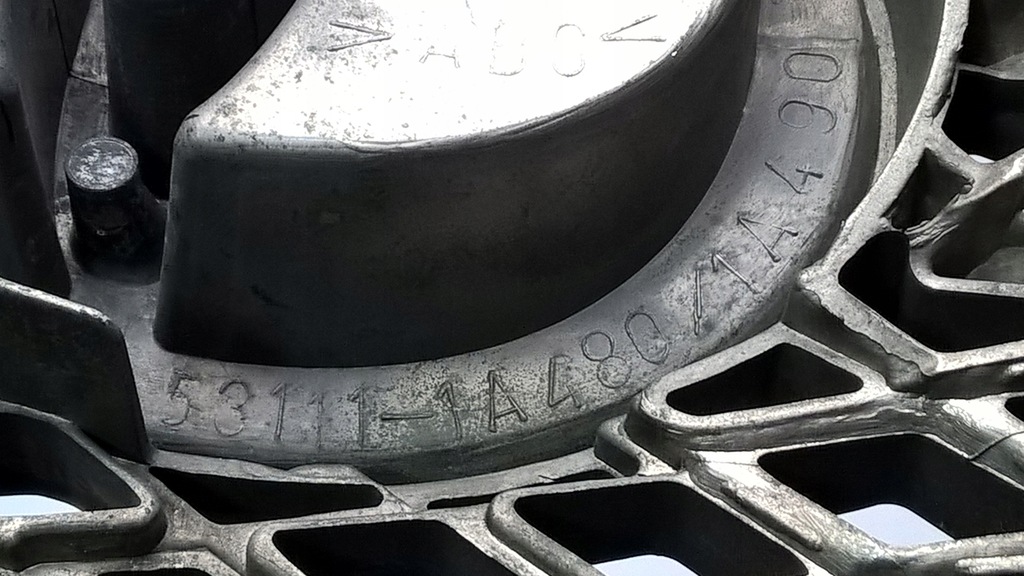 фото №10, Toyota corolla e12 sedan kombi 2002-2004 решітка радіатора решітка радіатора хром оригінальний номер 53111-1a480