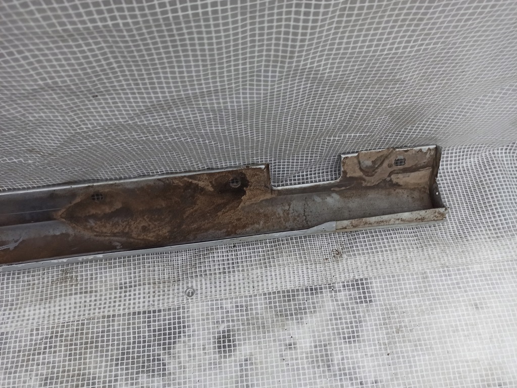 фото №7, Mercedes e-klasa w212 молдинг поріг права накладка поріг 775