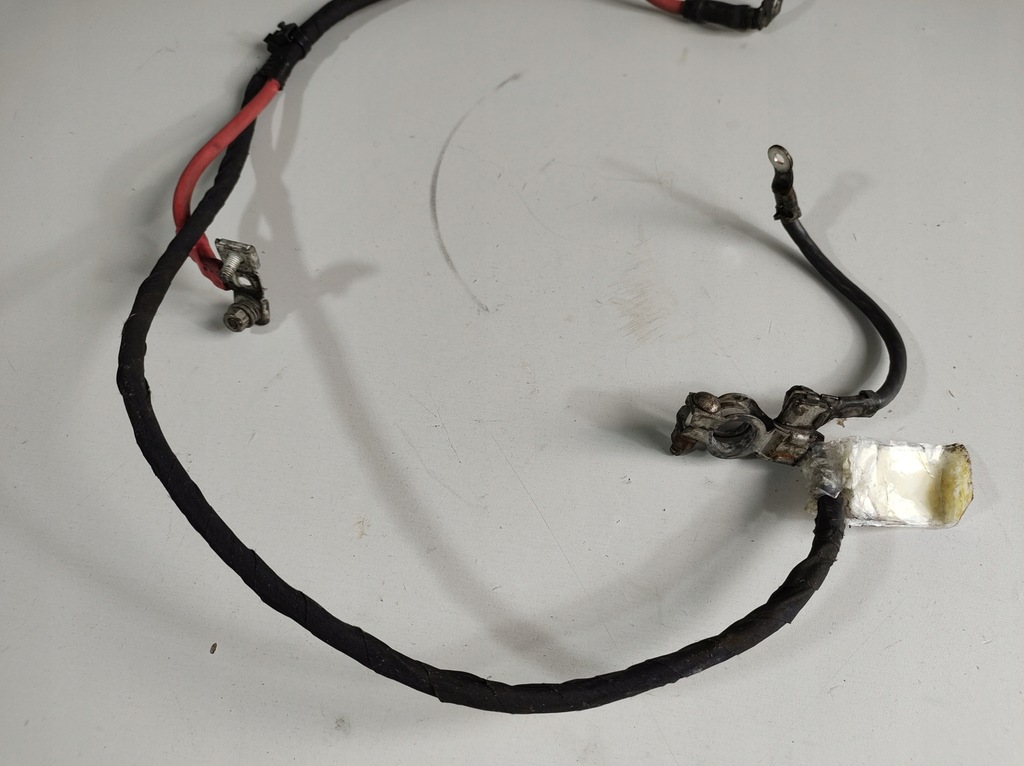 фото №3, Jeep compass 2.2d 13r- клемма аккумулятор