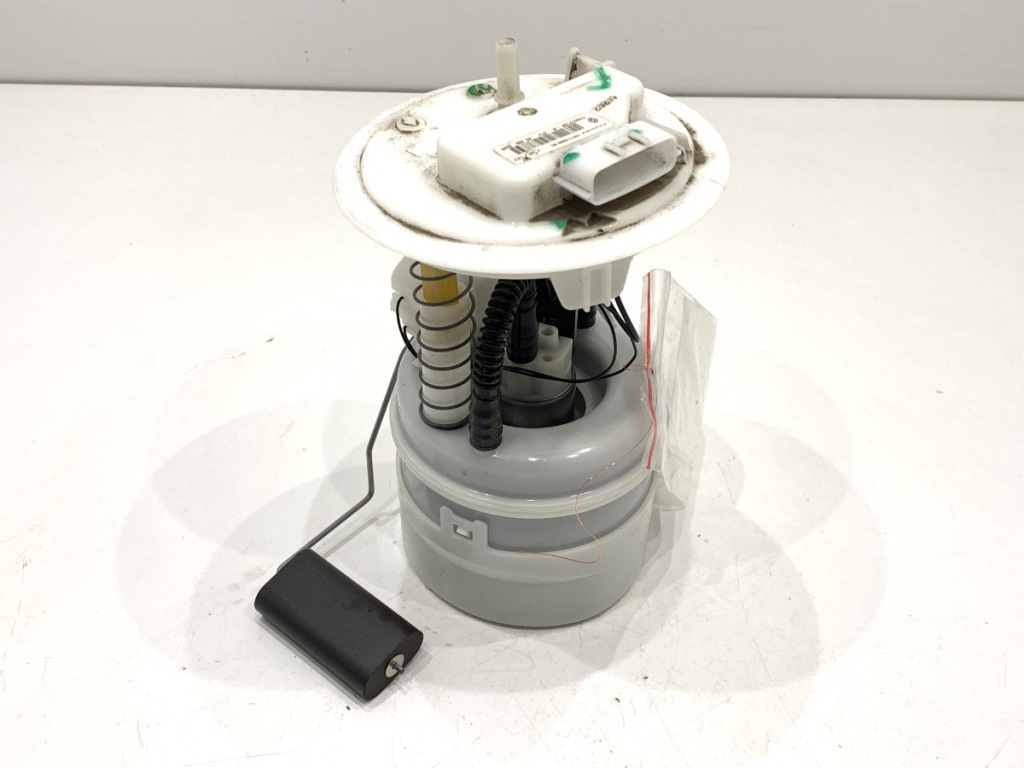 Купити Насос пального renault clio v 172021210r 1.0 101km бака