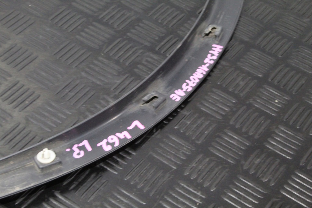 фото №7, Накладка крыла левый перед discovery v 5 l462 hy32-16a075-ae