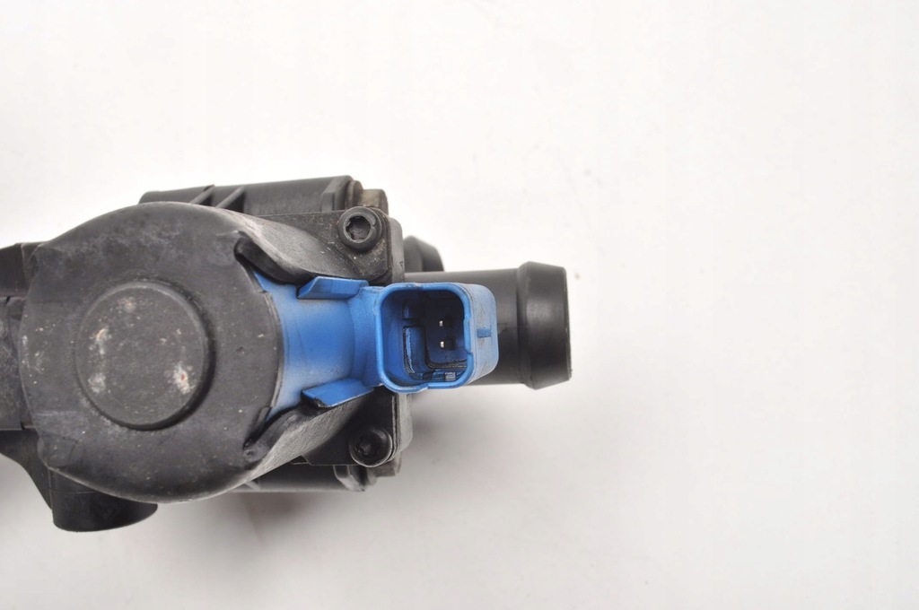 фото №5, Focus volvo s60 ii v60 1.6 t3 патрубок клапан обігрівача wody bm5g-18495-db