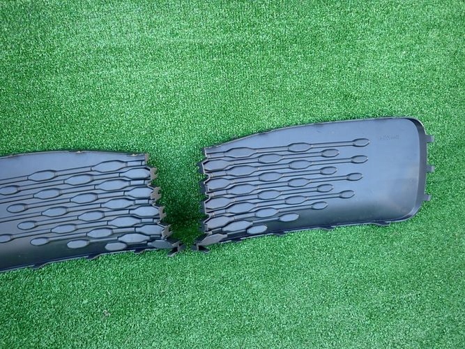 Vw caddy 21- решётка бампера правая левая комплект  2k7 Недорого