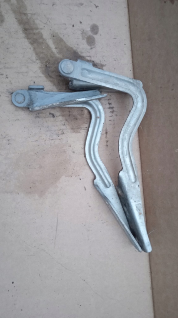 фото №3, Nissan patrol y61 петля капот комплект 7t3