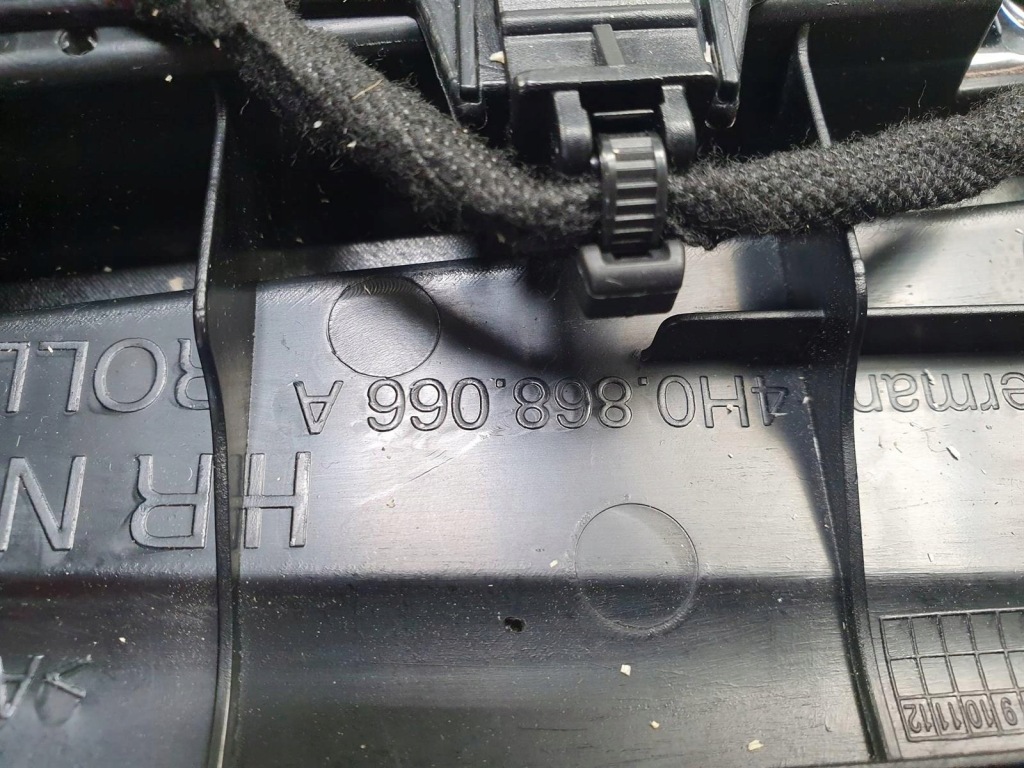 фото №9, Обшивка правий задня balao bang audi a8 d4 przed lift