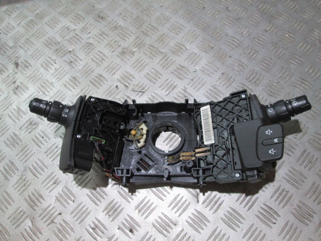фото №1, Переключатель комбинированный renault scenic ii 8200127727